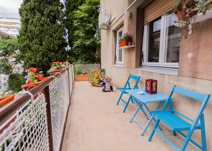 Comfy Apartment With A Dreamy Terrace Near The Old City Split