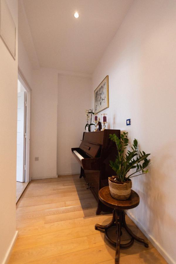 Comfy With A Dreamy Terrace Near The Old Appartement *