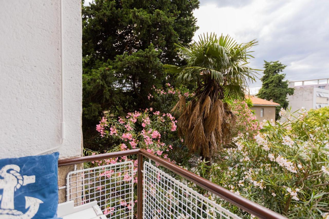 Appartement Comfy With A Dreamy Terrace Near The Old Split